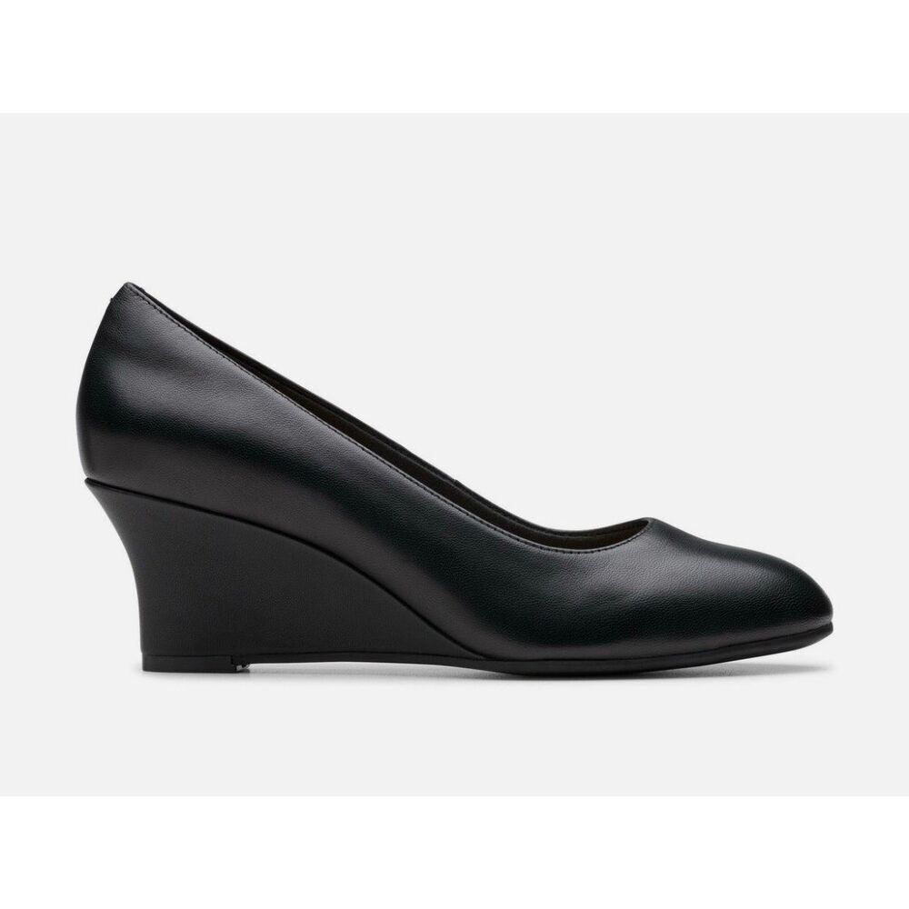 NWT CLARKS Womens Olivette Pearl Black Leather Dress Shoes 11 Slip‎ On Wedge NEW